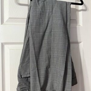 Banana Republic Women’s Black and White Checkered Dress Pants